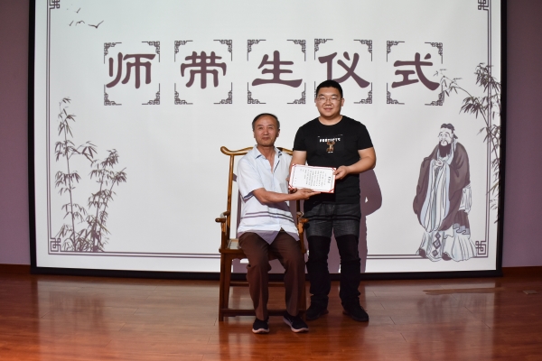 米明仁 王薛文 米明仁 王薛文.jpg