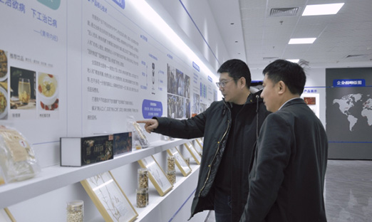 ���꿵�����ŵ�ί����ǡ���ί�������ݰ��PG�ͽ�Ů�����ſ��콻����������������������δ��